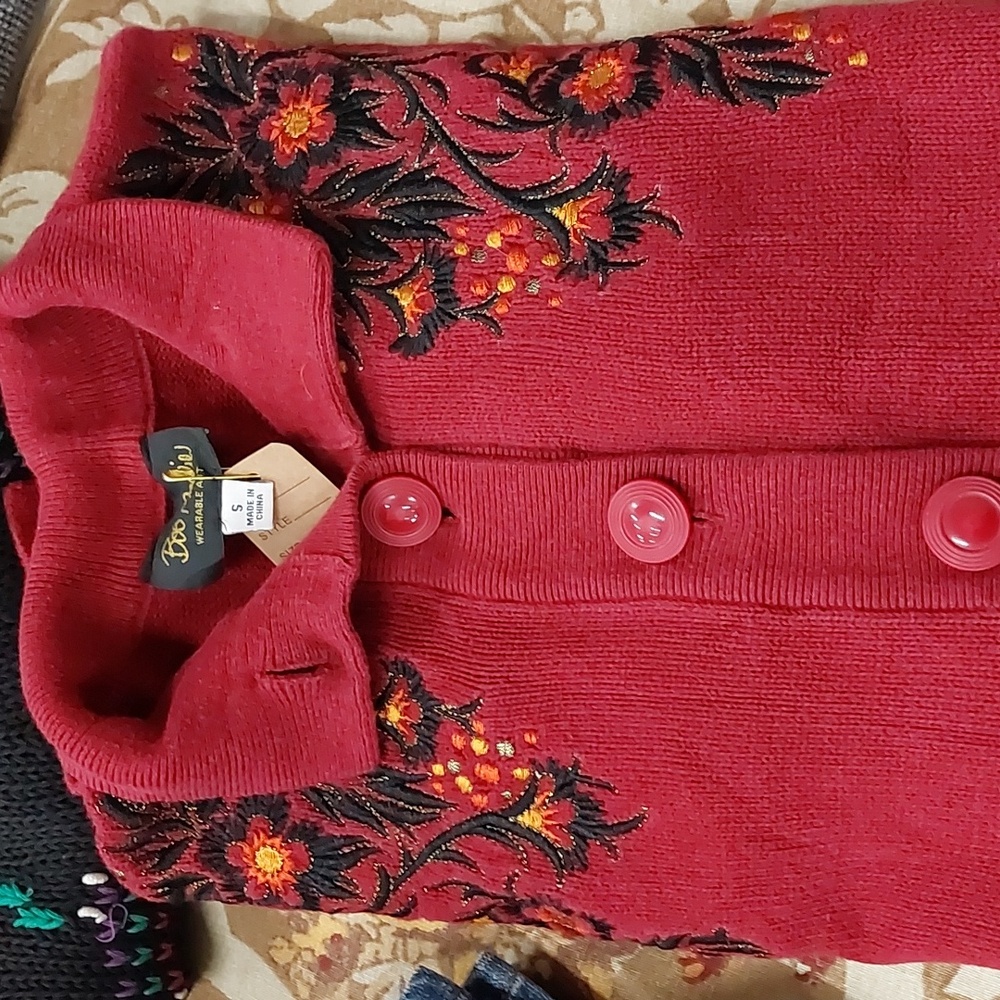 Vintage Bob Mackie sweater, Sz S